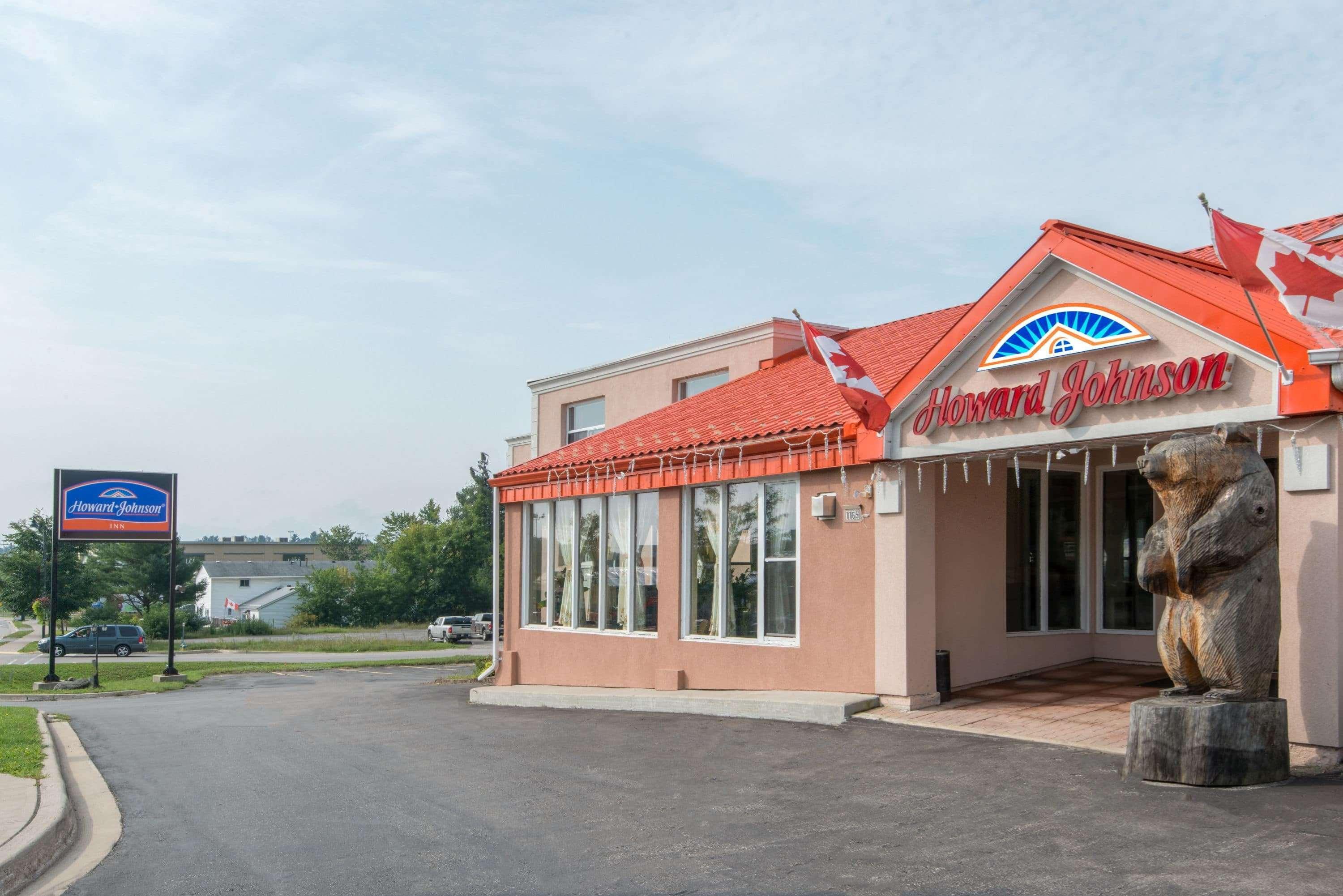 Howard Johnson By Wyndham Gravenhurst Exteriér fotografie